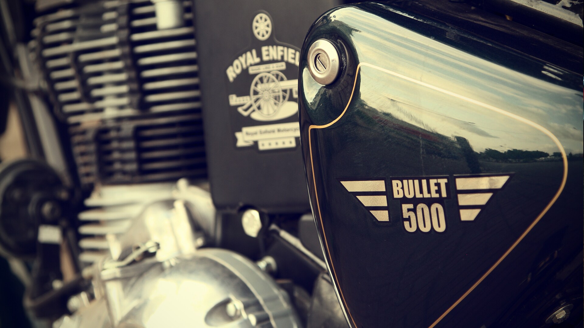 Royal Enfield Bullet 500 2013 STD Exterior