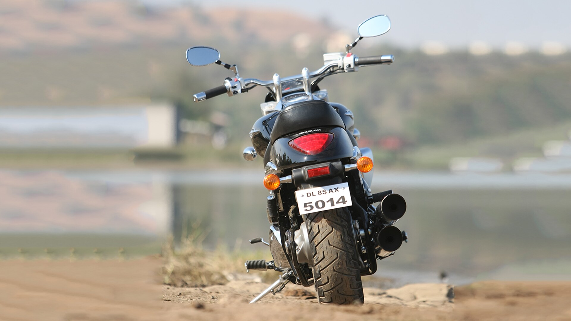 Suzuki Intruder M800 STD 2013 Exterior