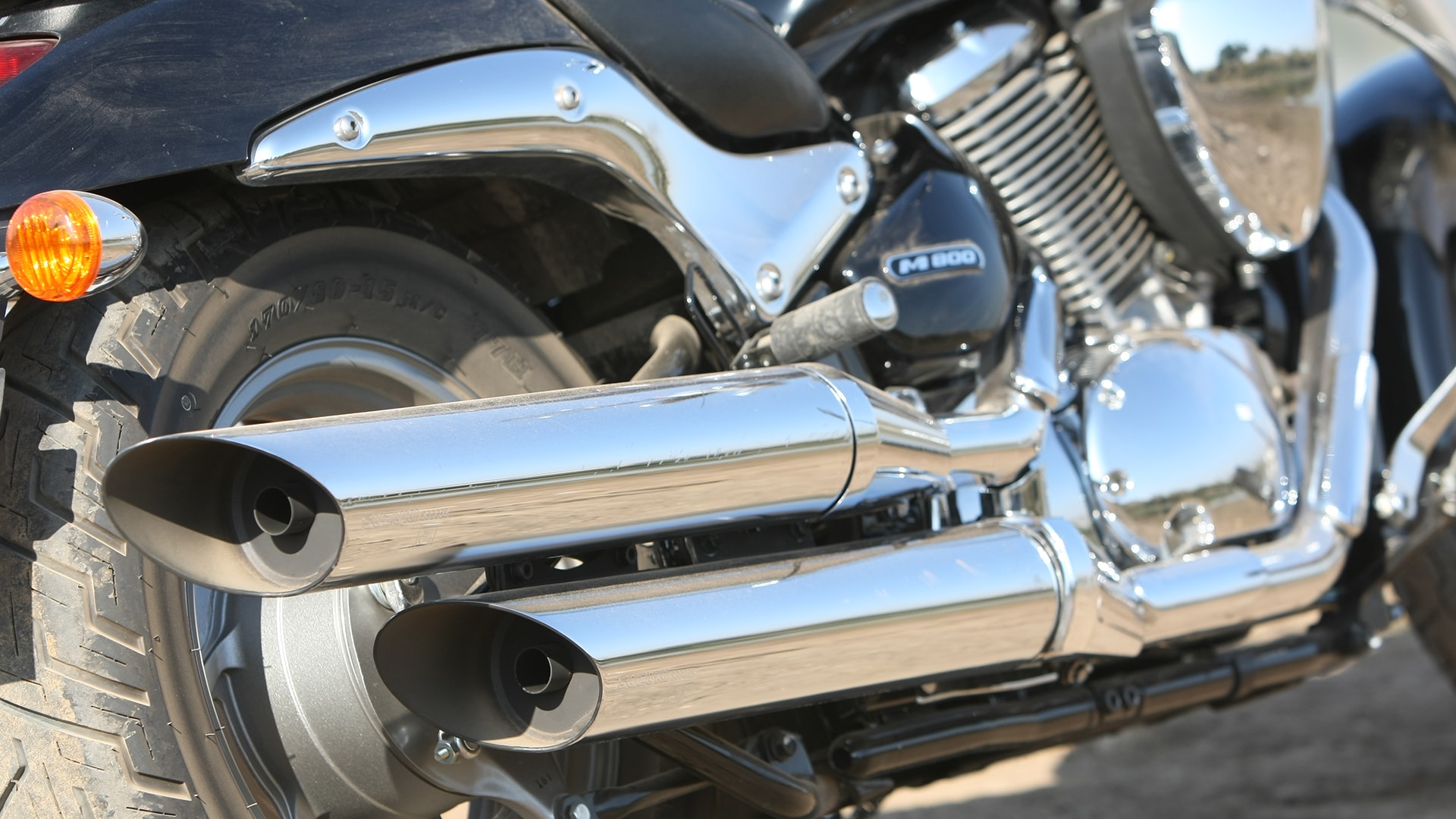 Suzuki Intruder M800 STD 2013 Exterior