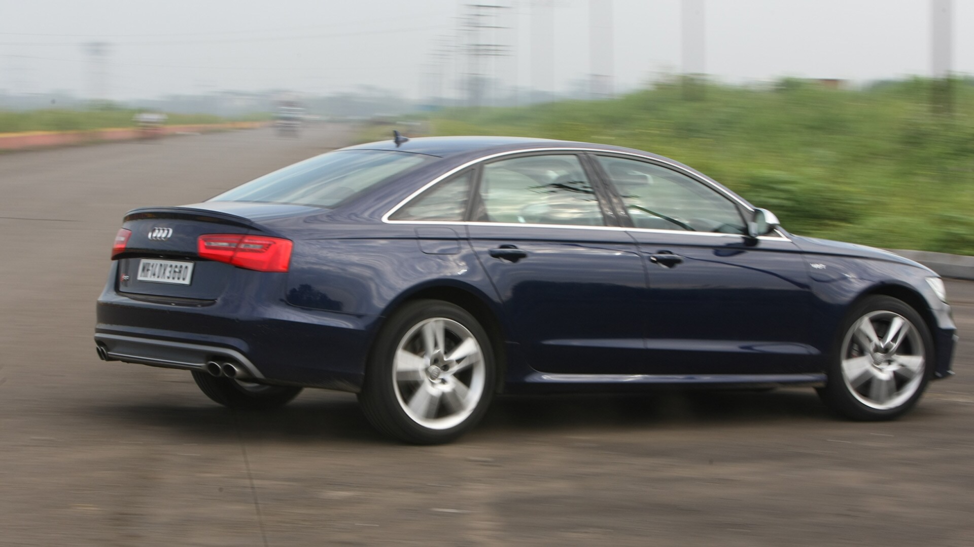 Audi-S6-2013-Sports Luxury Exterior