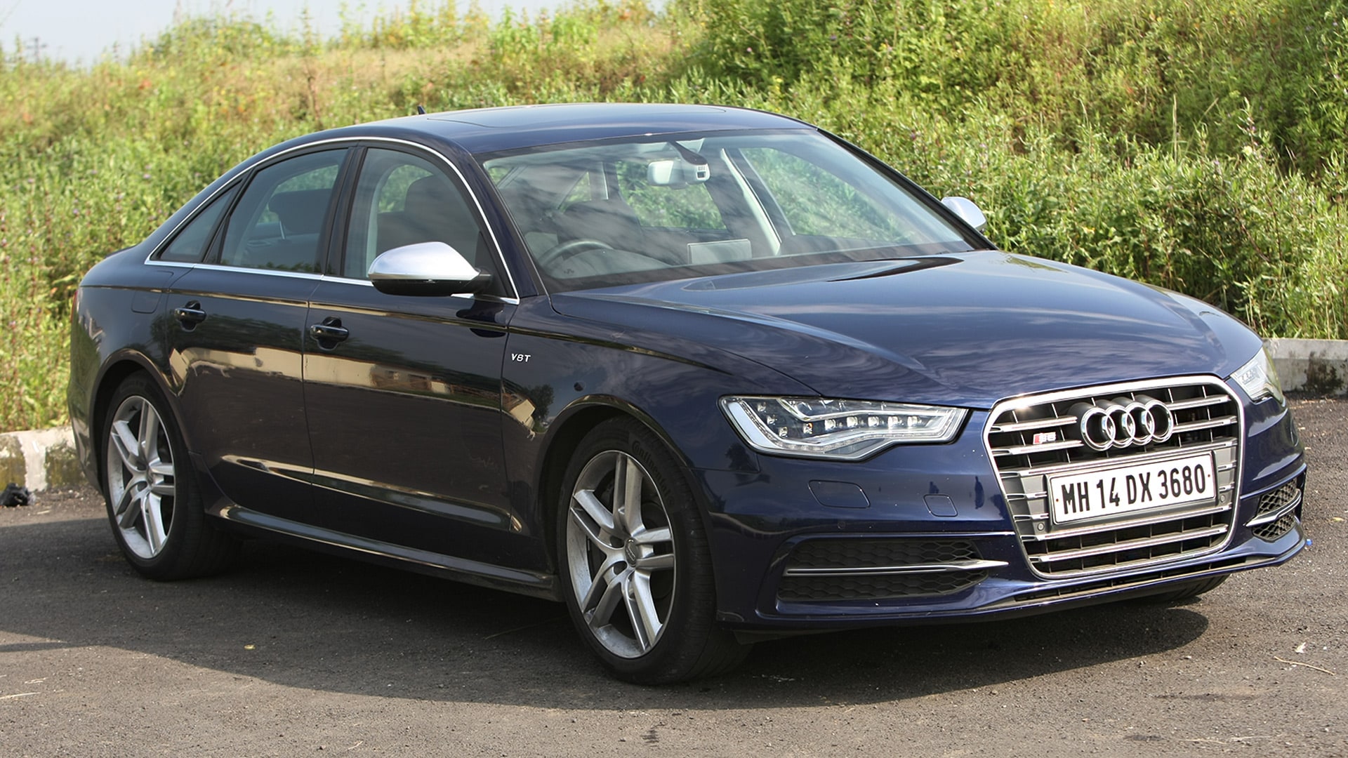Audi-S6-2013-Sports Luxury Exterior