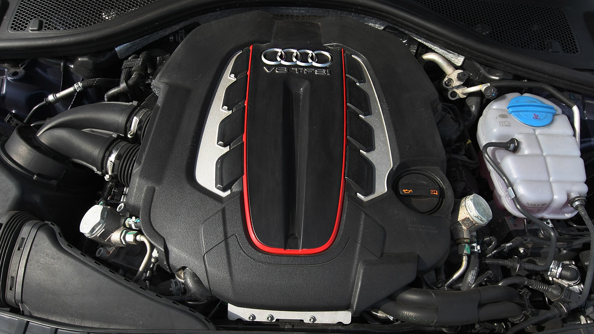 Audi-S6-2013-Sports Luxury Interior