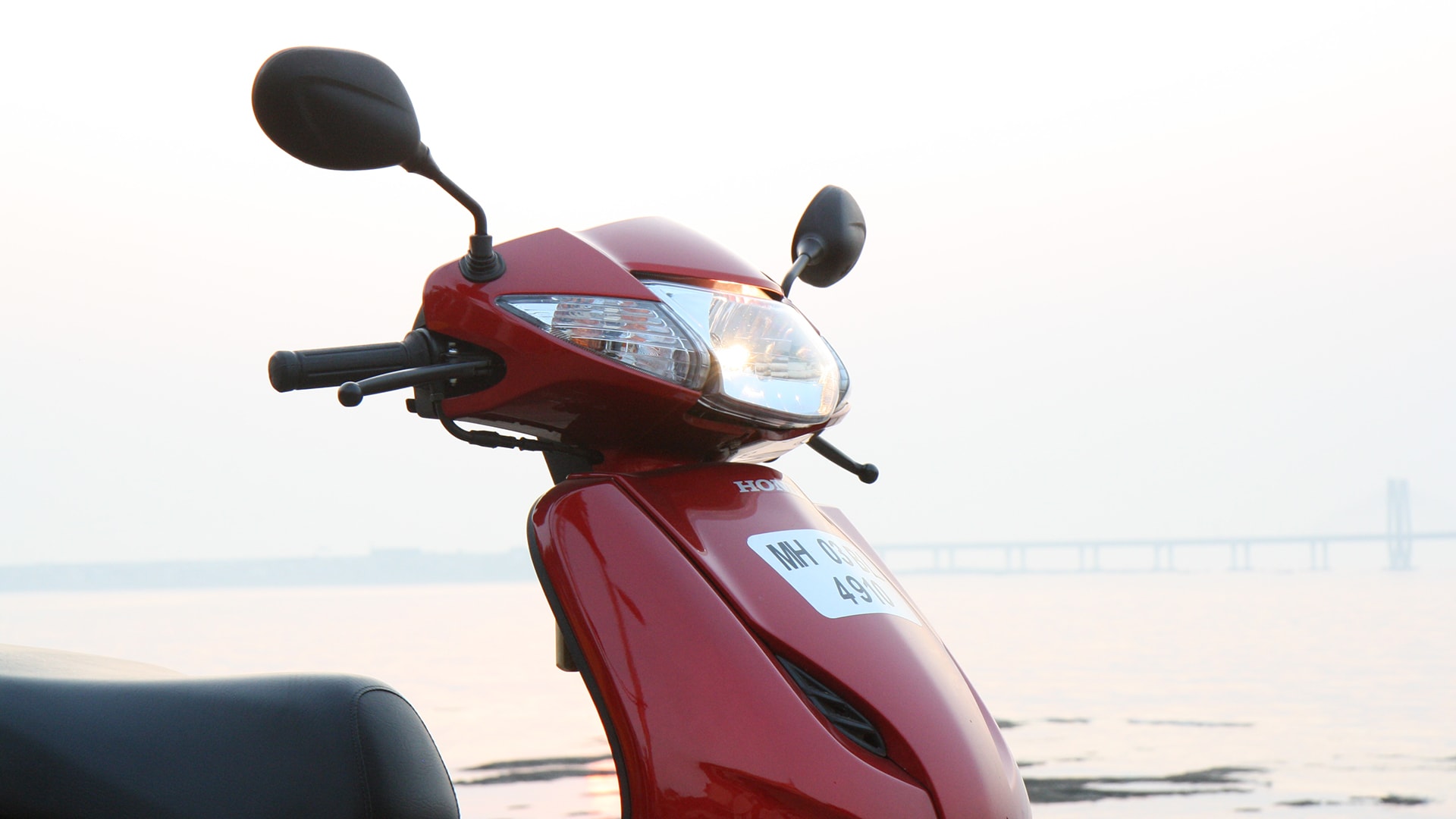 Honda Active 2013 DLX Exterior