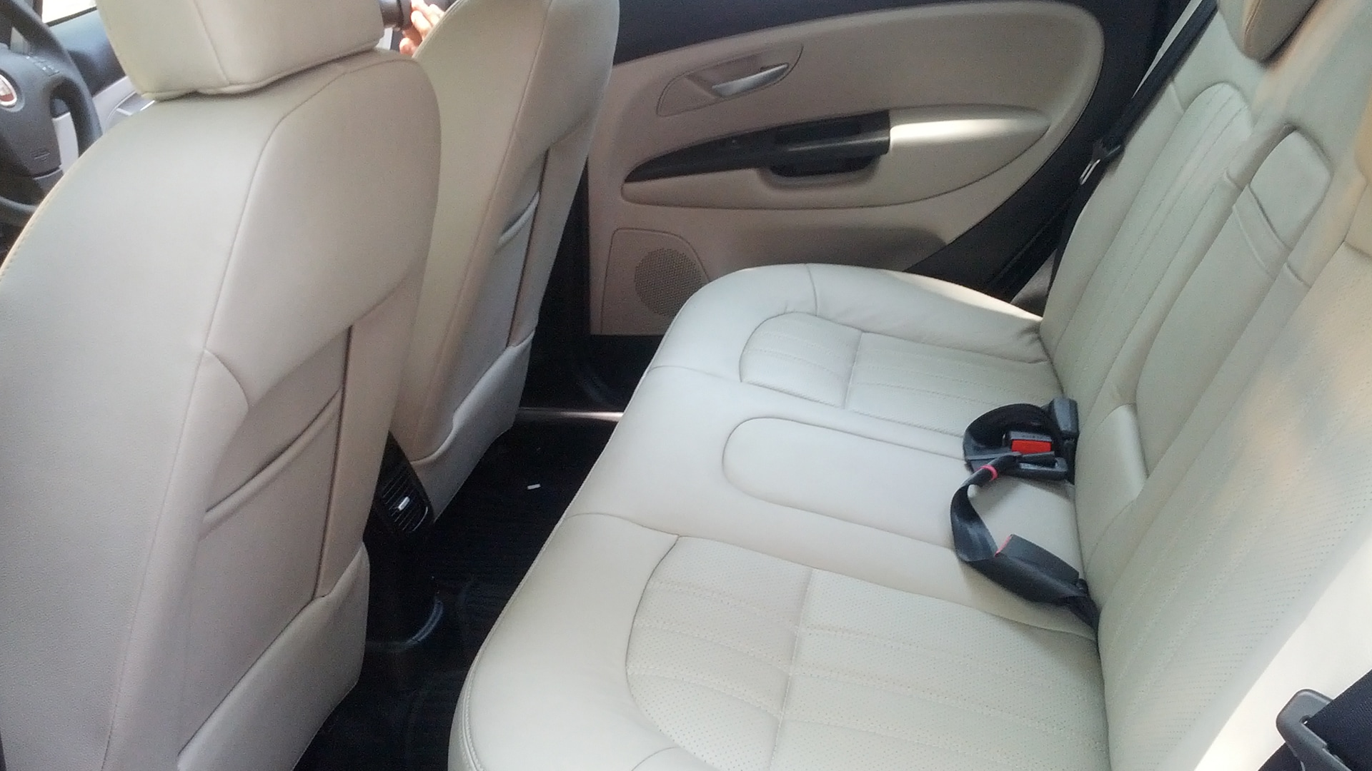 Fiat Linea 2014 Compare