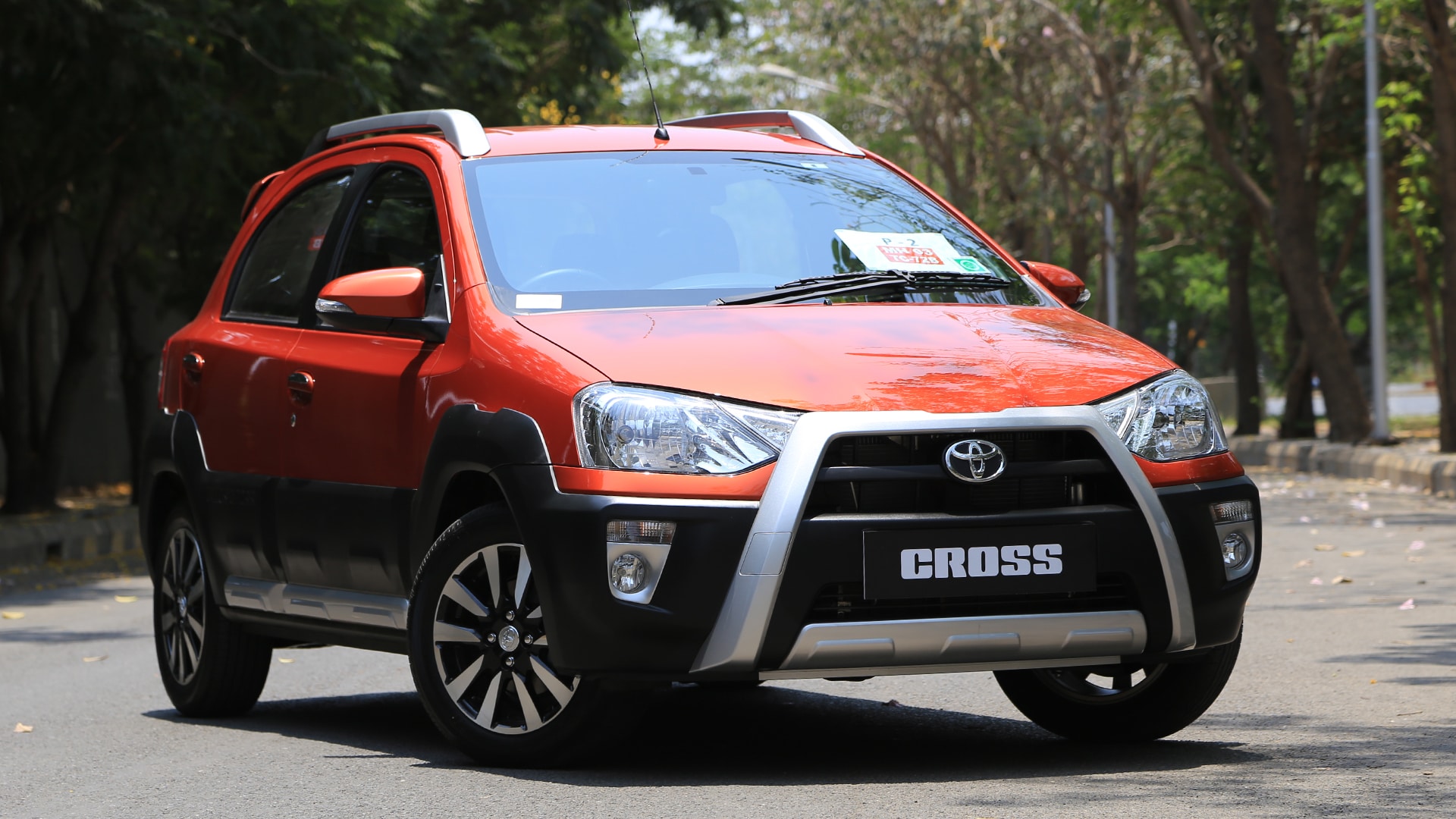 Toyota-Etios-Cross-2014 Exterior