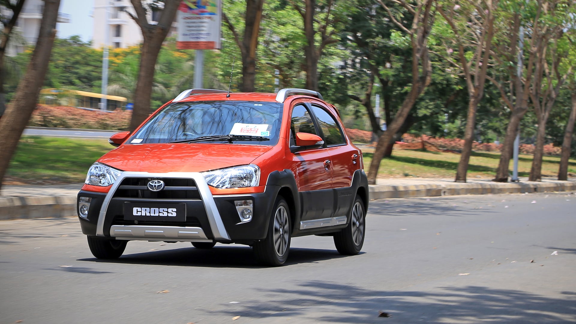 Toyota-Etios-Cross-2014 Exterior