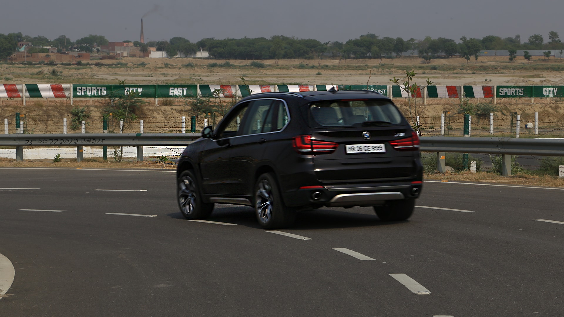 BMW-X5-2014-xDrive30d Exterior