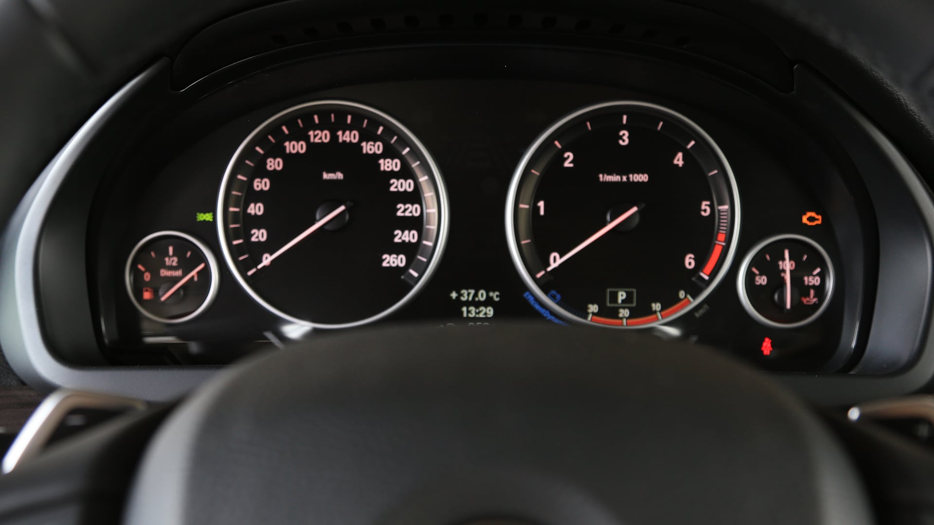 BMW-X5-2014-xDrive30d Interior