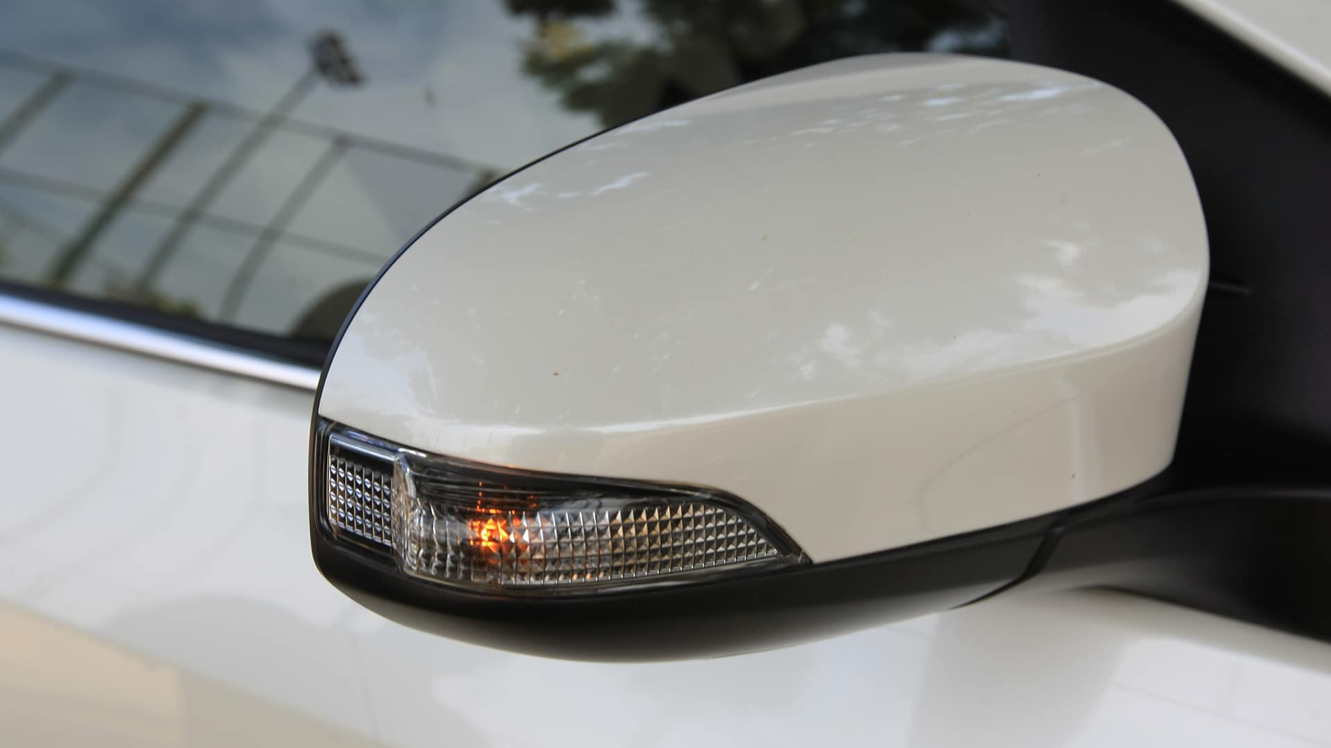 Toyota-Corolla-Altis 2014 Exterior