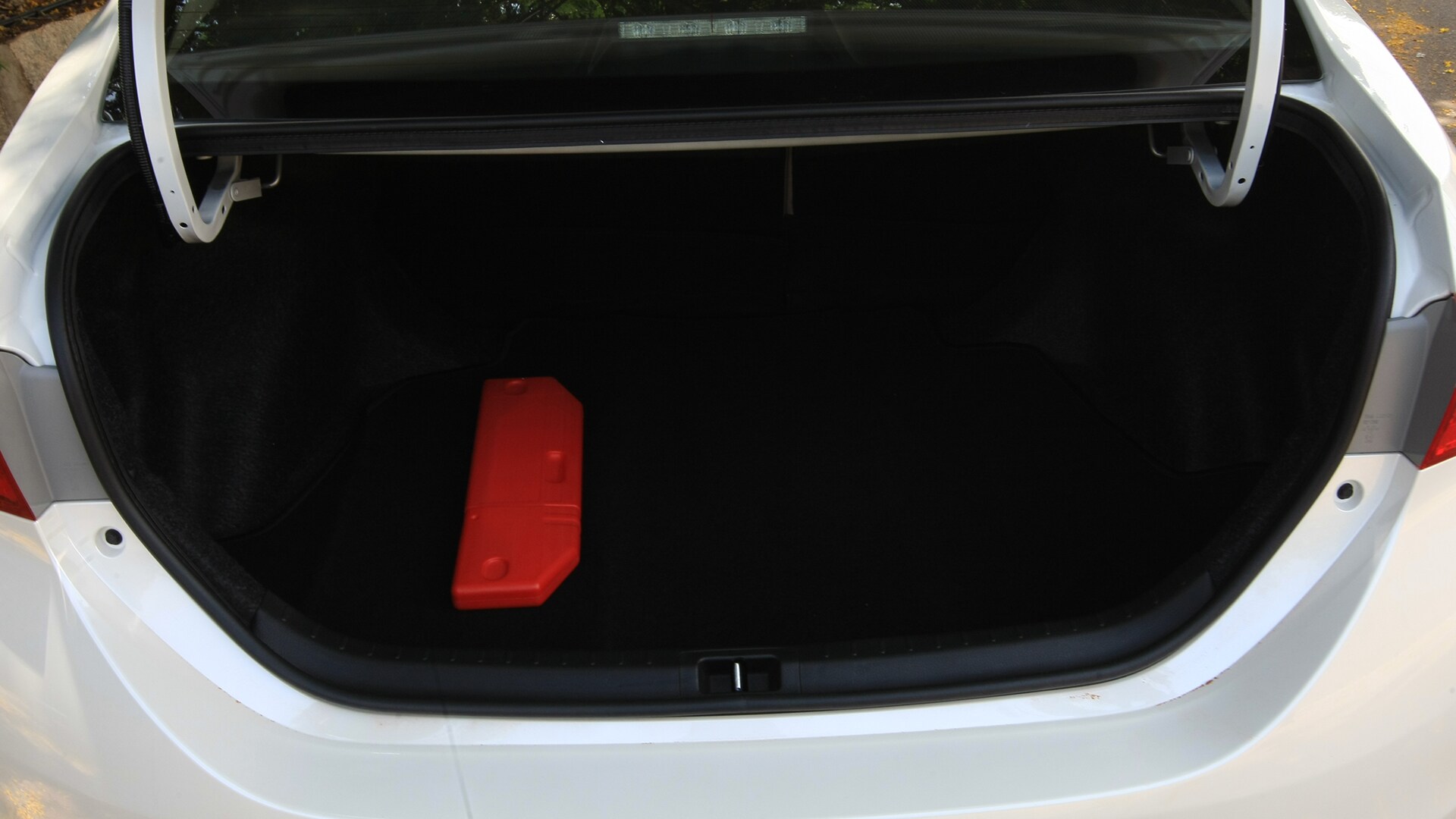 Toyota-Corolla-Altis 2014 Interior