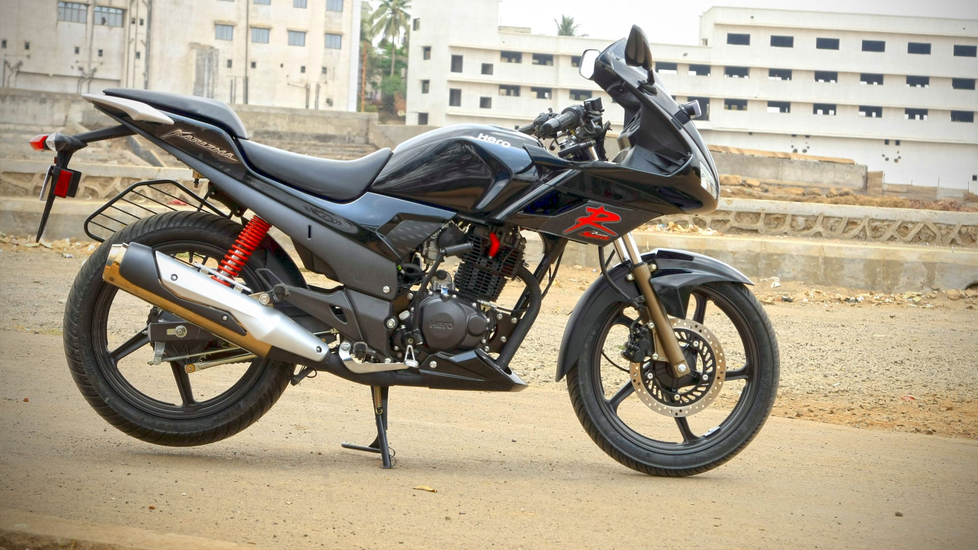 Hero Karizma R 2014 STD Exterior