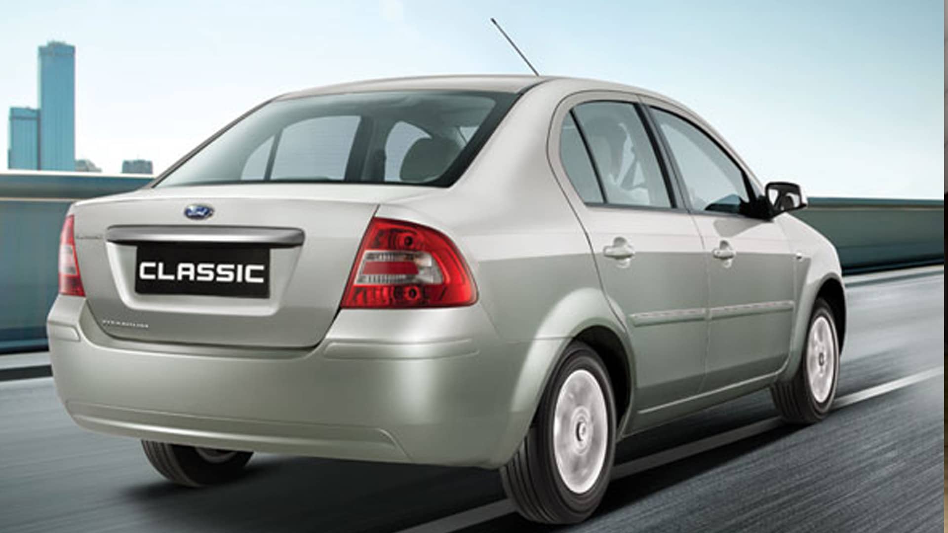 Ford Fiesta Classic-2013-Duratec-1-6-Lxi Exterior