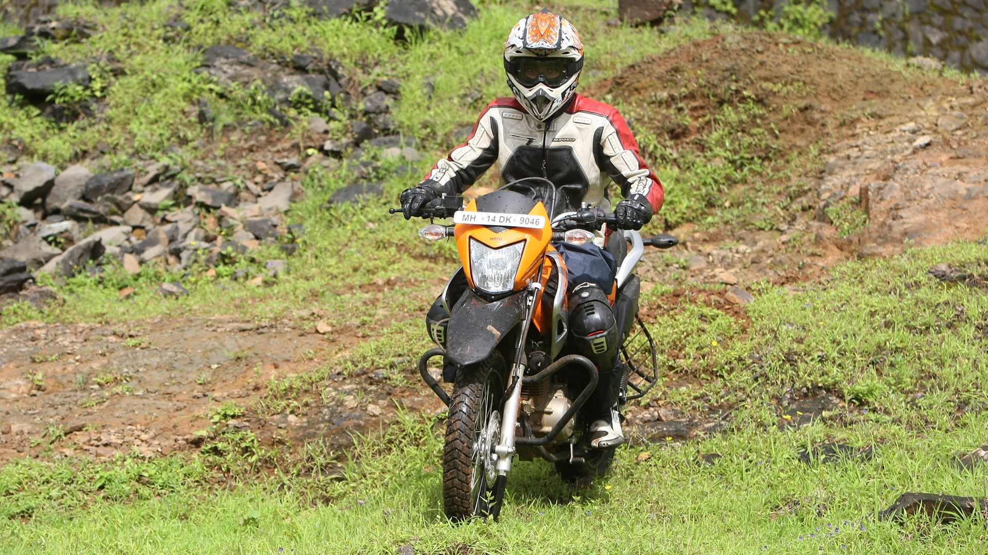 Hero Impulse 2013 STD Exterior