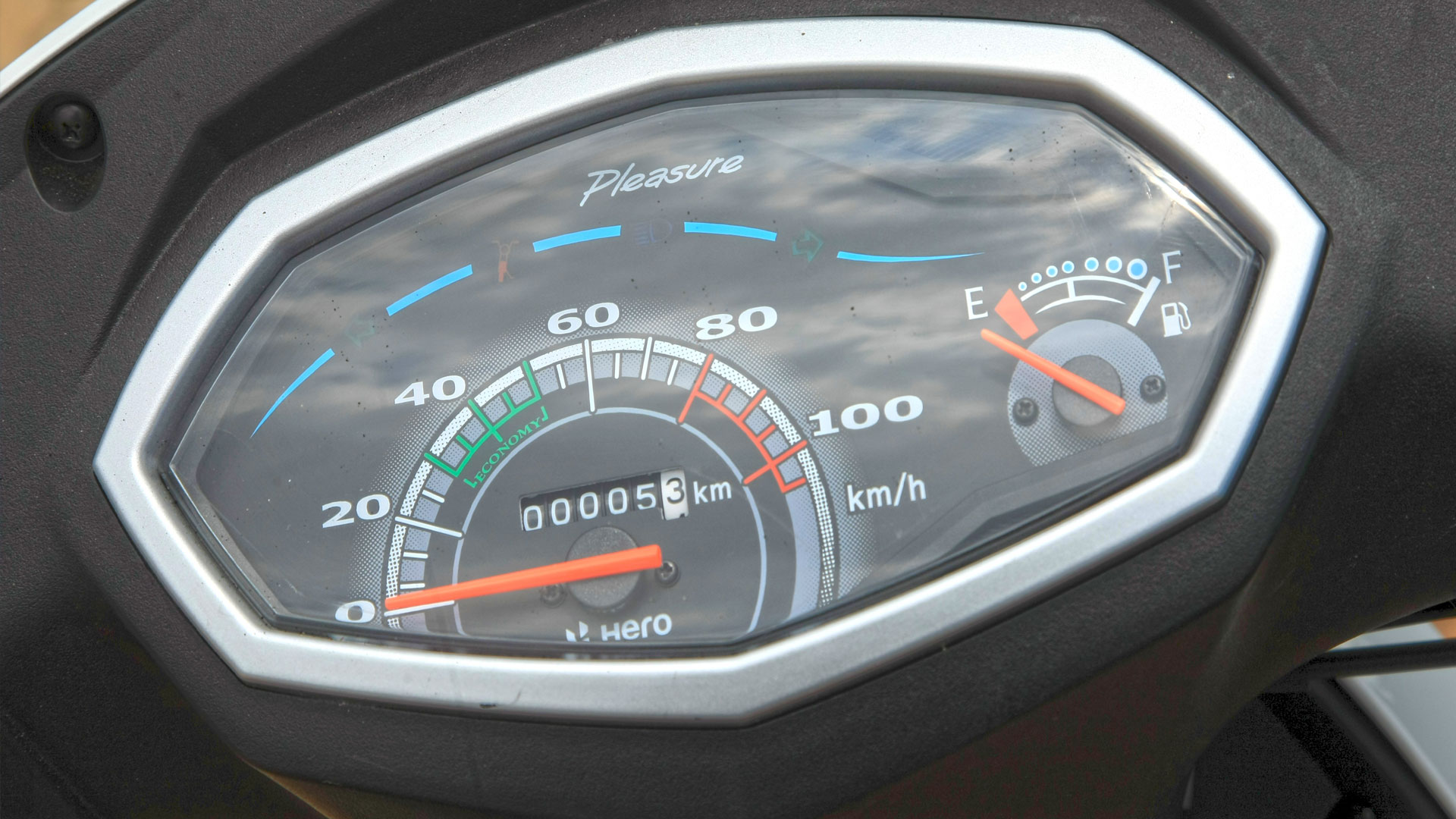 Hero Pleasure 2014 STD Exterior