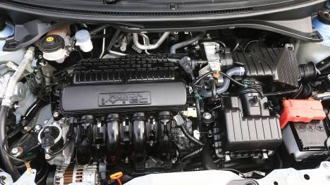 Honda-Mobilio-2014 Interior