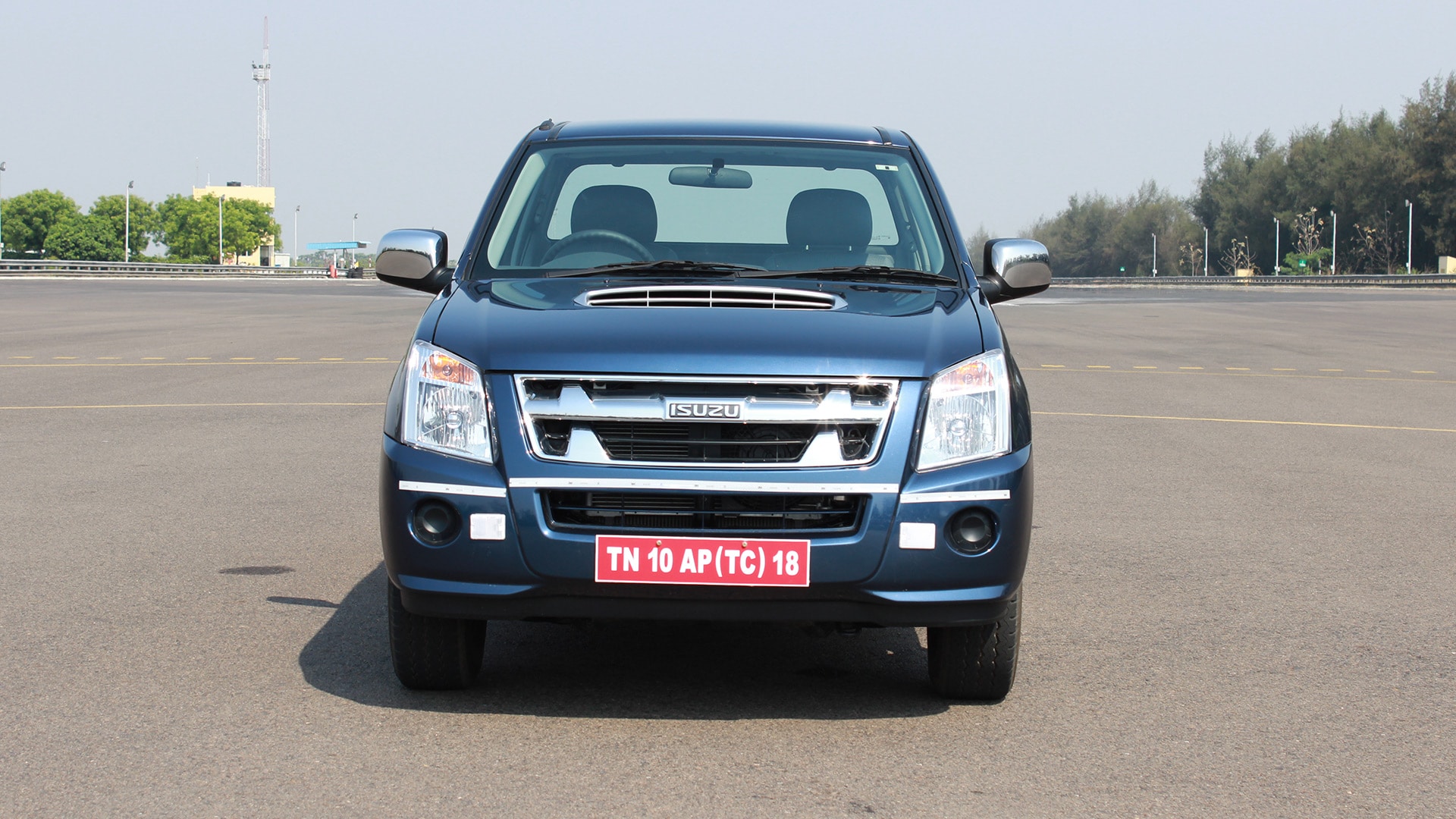 Isuzu-Dmax-2014 Exterior