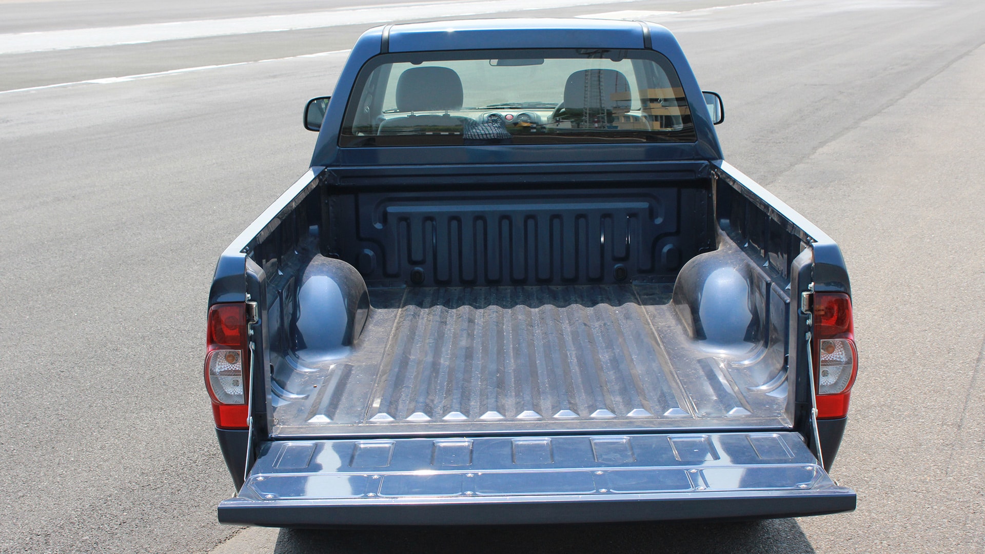 Isuzu-Dmax-2014 Exterior