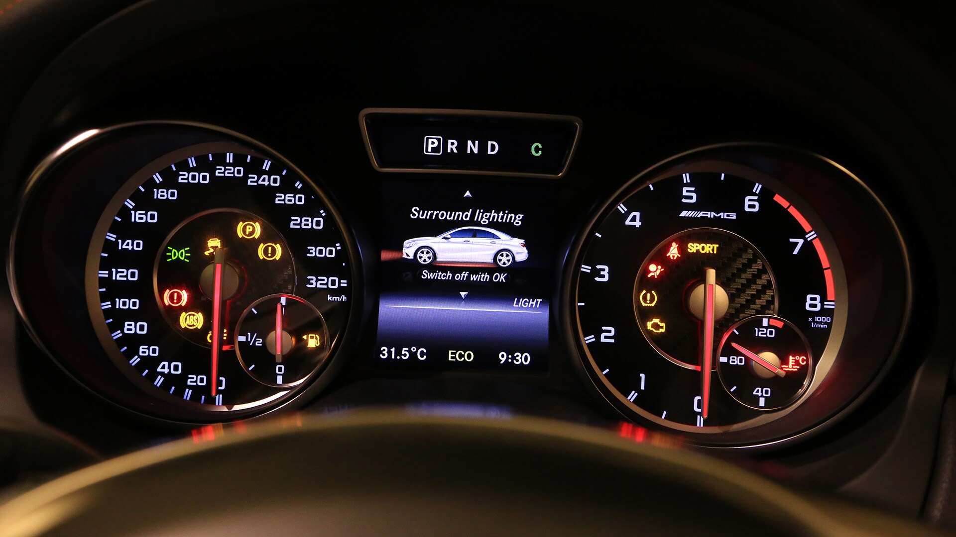 Mercedesbenz-CLA-2014-45 AMG Exterior