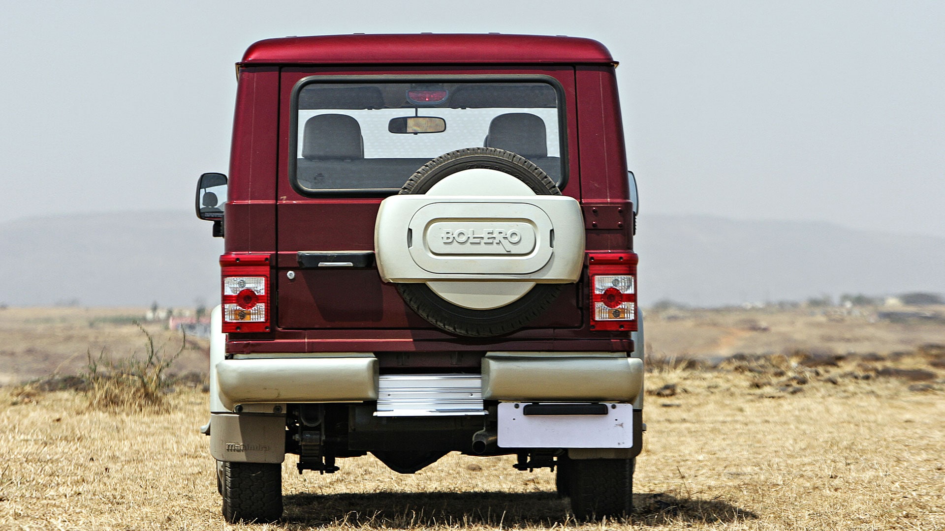 Mahindra-Bolero-2013 Exterior