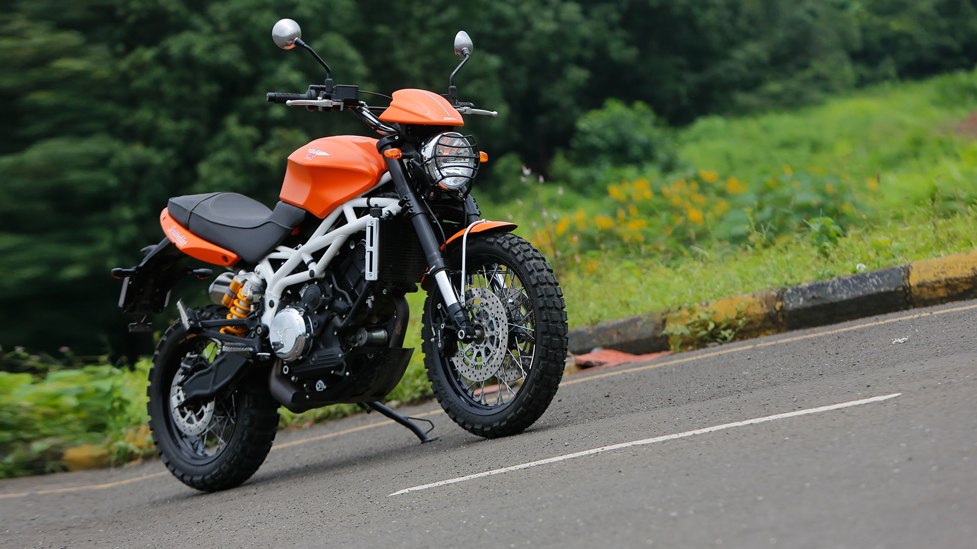Moto Morini Scrambler 1200 2014 Exterior