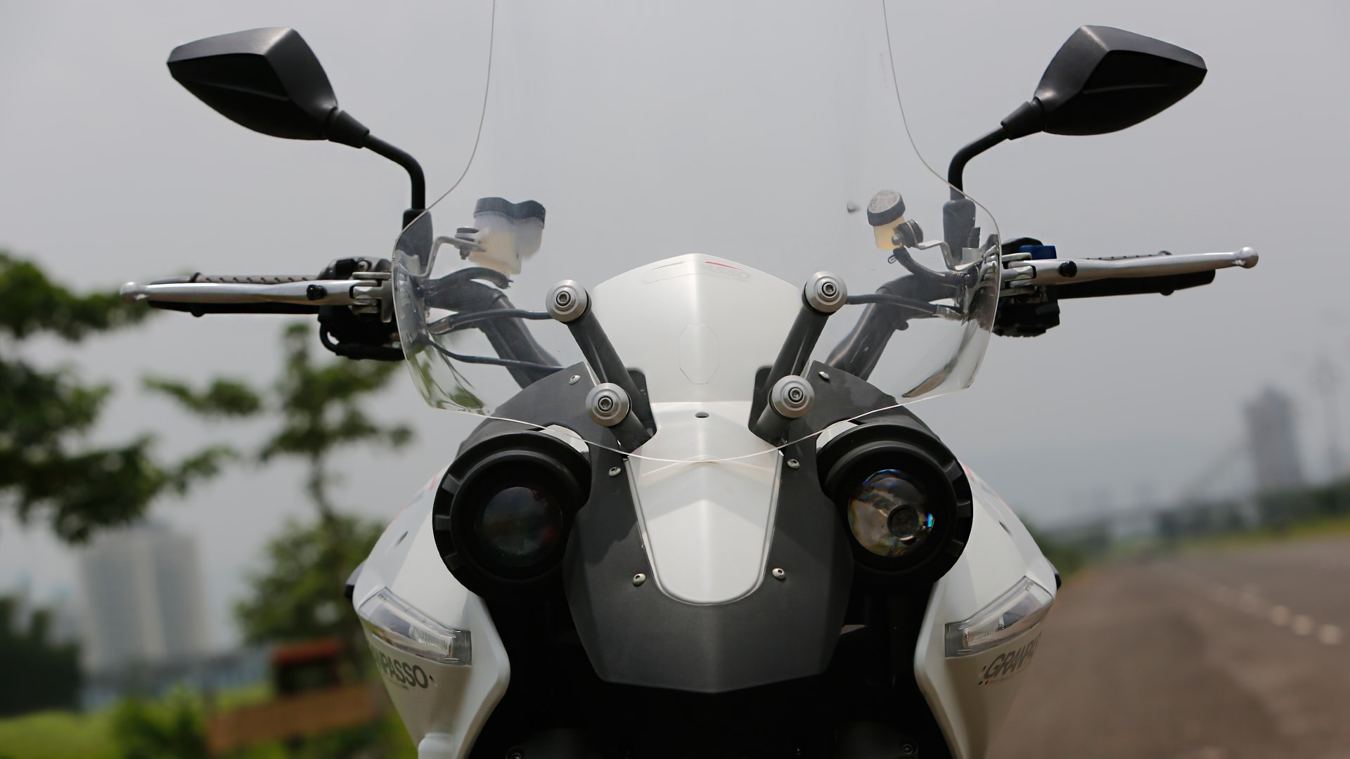 Moto Morini Granpasso 1200  2014 Exterior