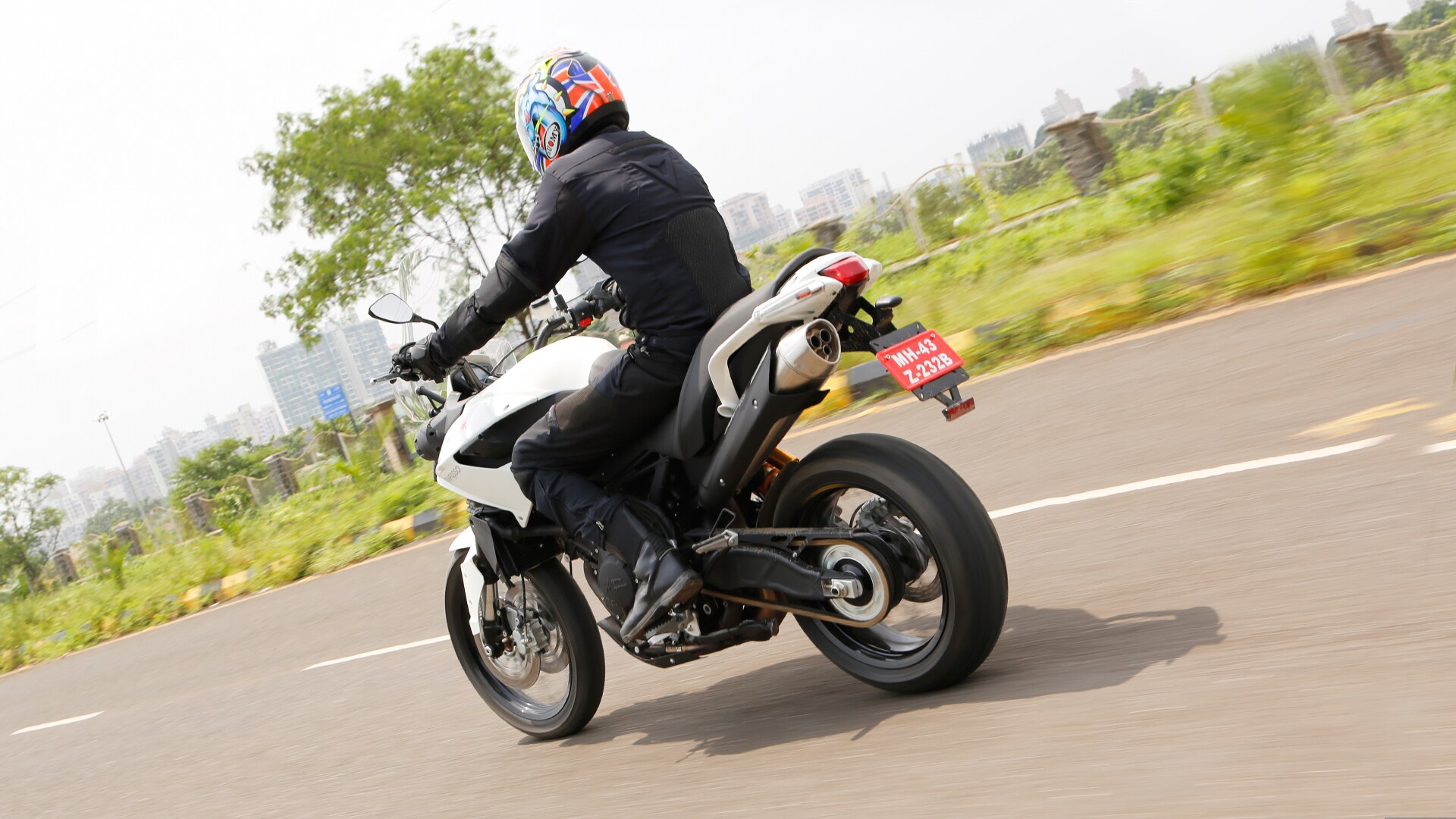 Moto Morini Granpasso 1200  2014 Exterior