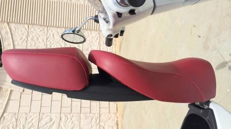 Vespa Elegante 2014 STD Exterior