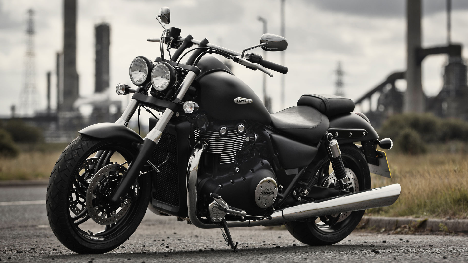 Triumph Thunderbird Storm 2014 STD Exterior