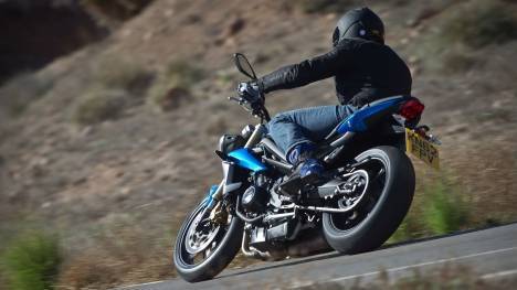 Triumph Street Triple 2014 STD Exterior