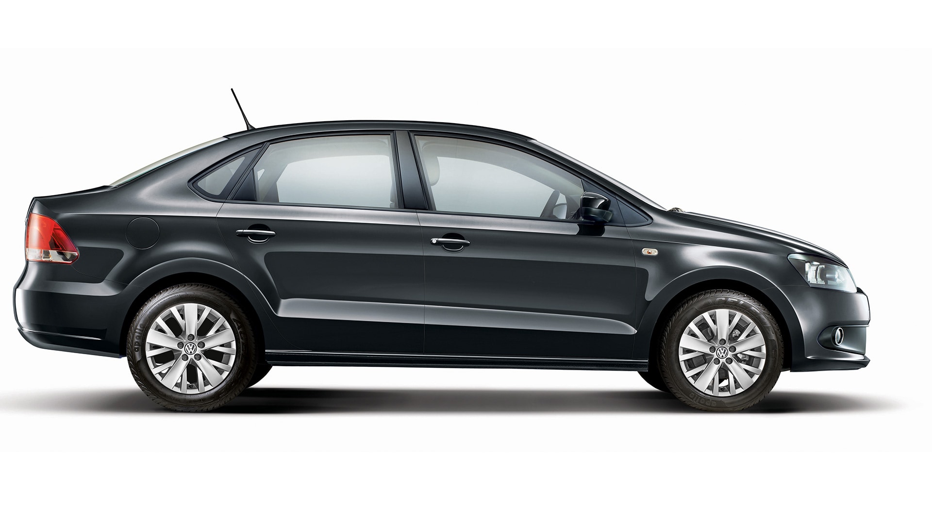 volkswagen-vento-2014  Exterior