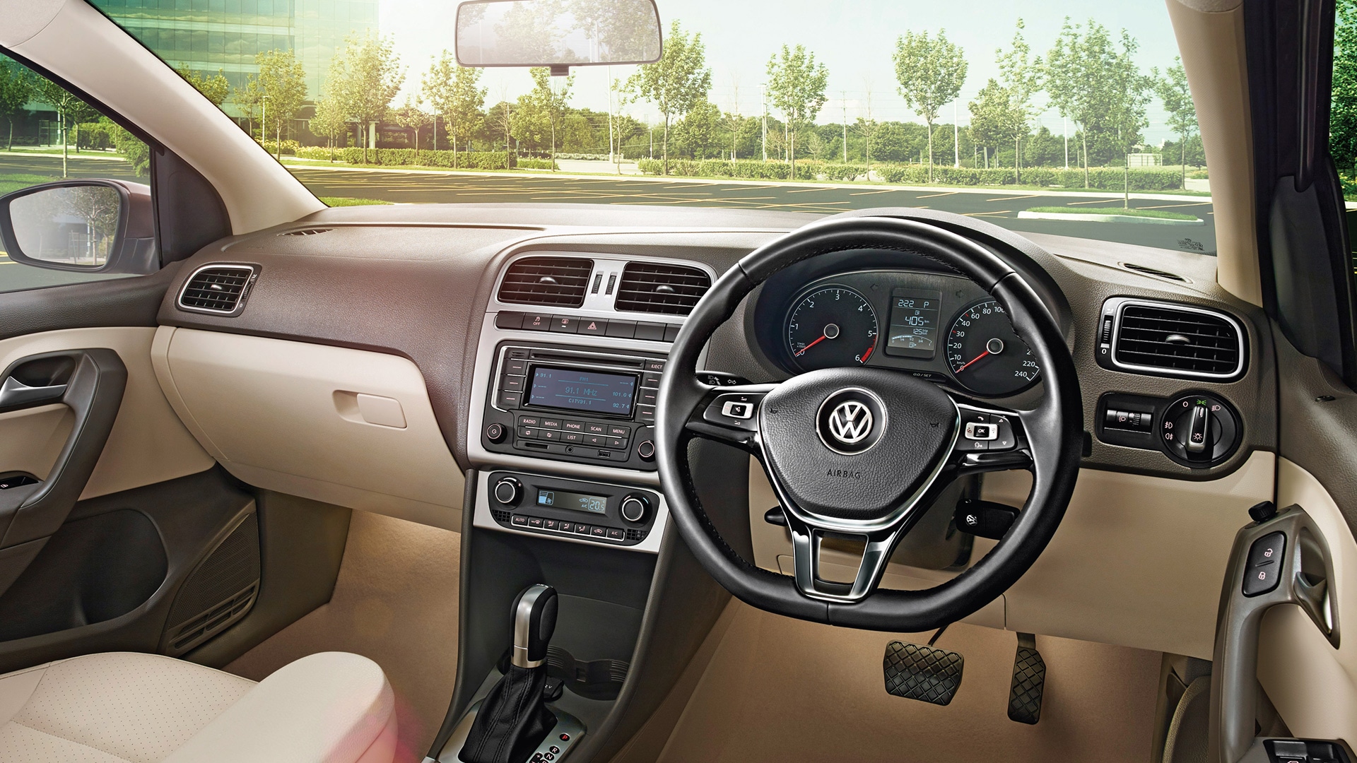 volkswagen-vento-2014  Exterior