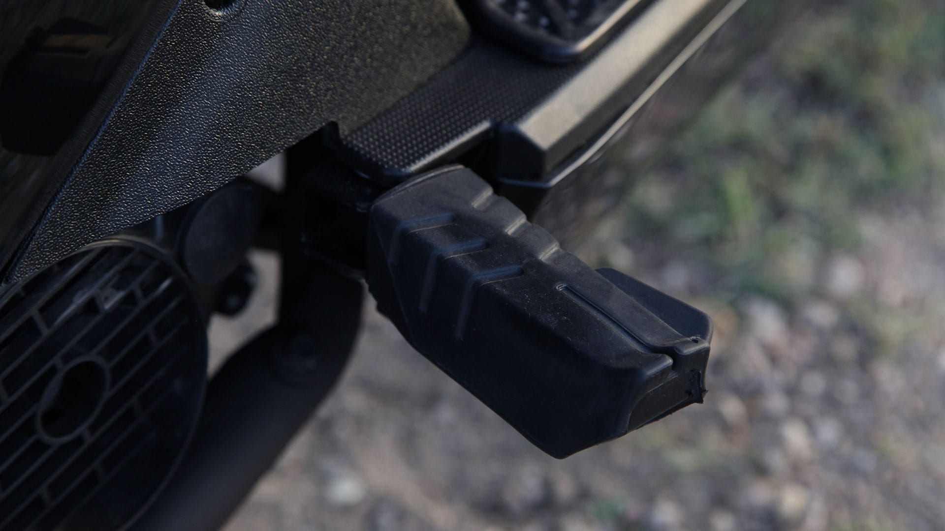 Mahindra Gusto 2014 Exterior