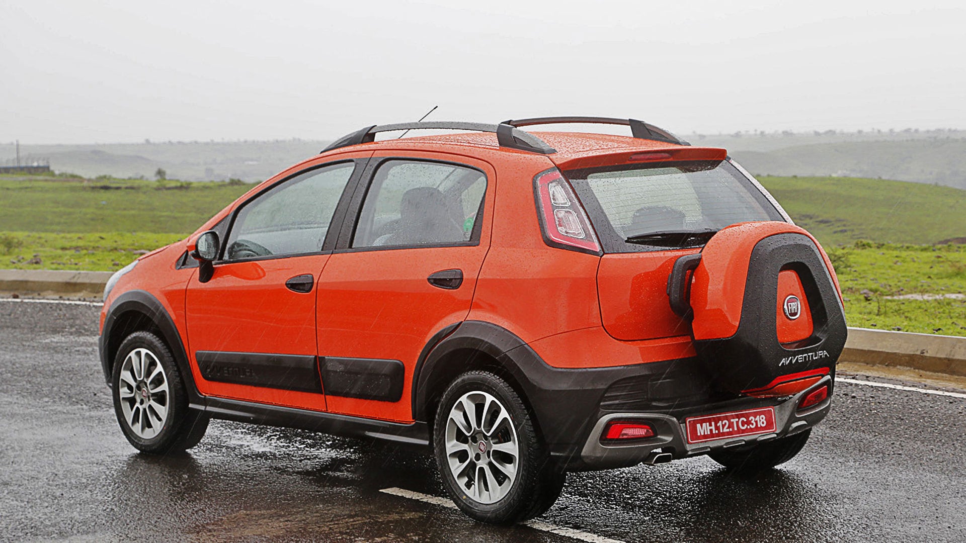 Fiat-avventura-2014 Exterior