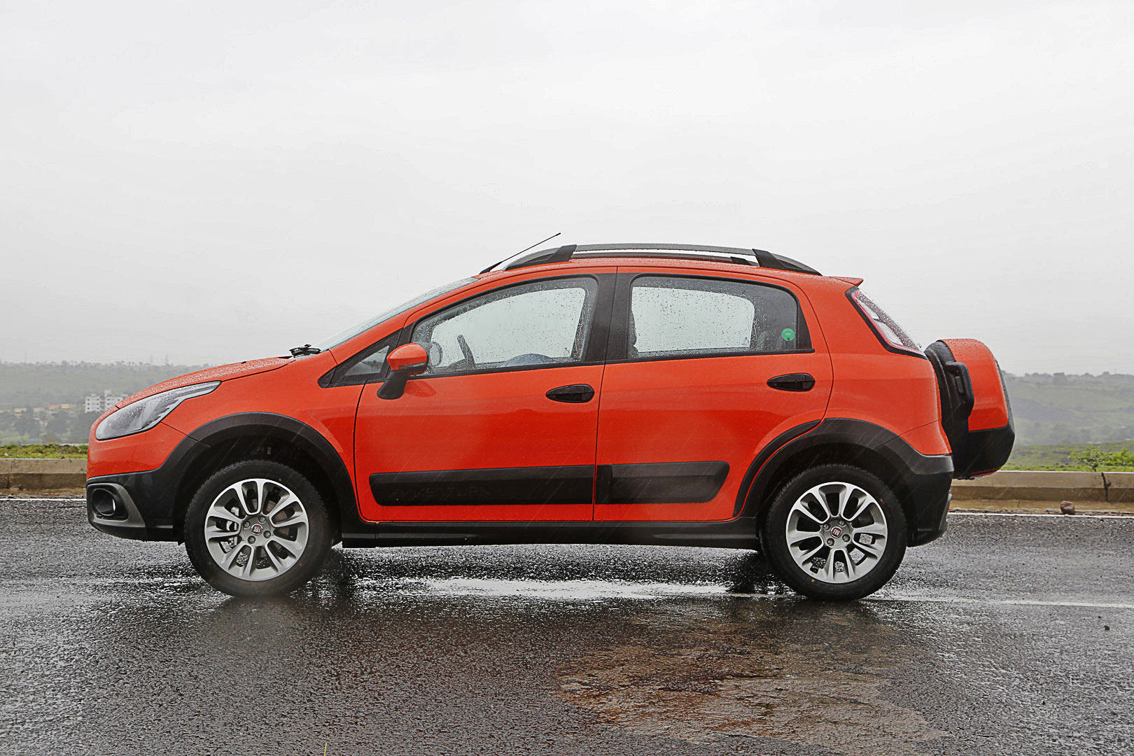 Fiat-avventura-2014 Exterior