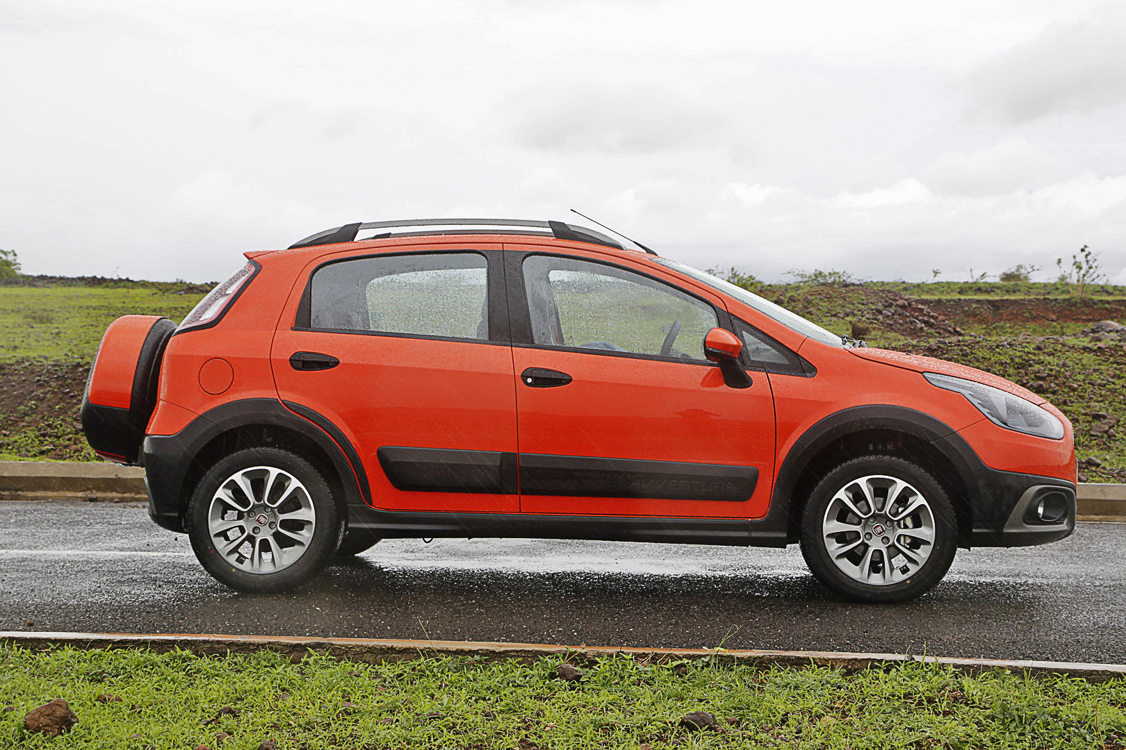 Fiat-avventura-2014 Exterior