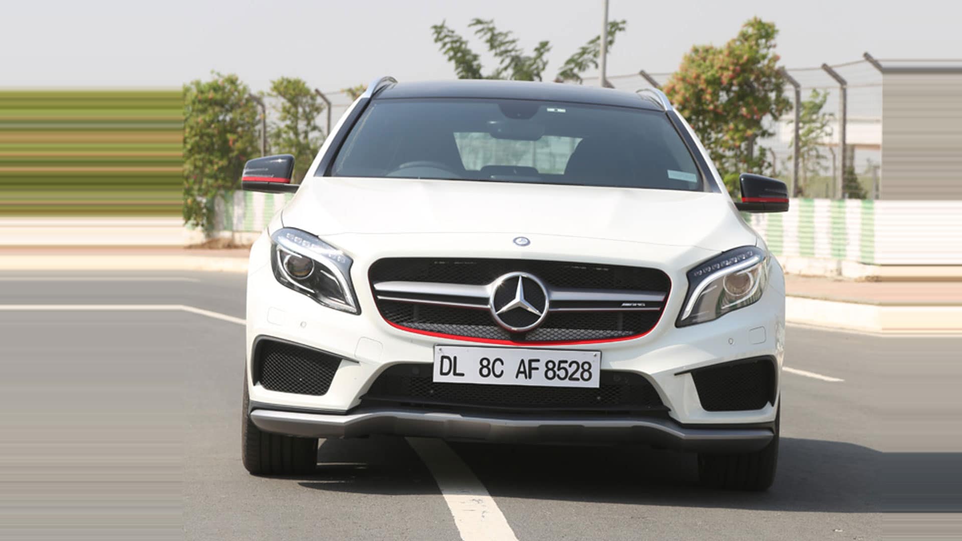 mercedesbenz-gla-2014-45 AMG Compare