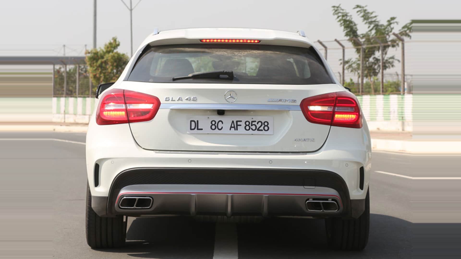 mercedesbenz-gla-2014-45 AMG Compare