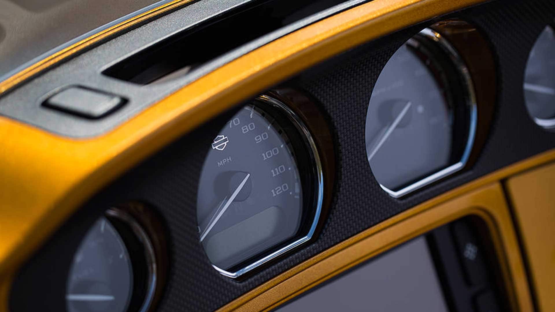 Harley-Davidson CVO Limited 2015 STD Exterior