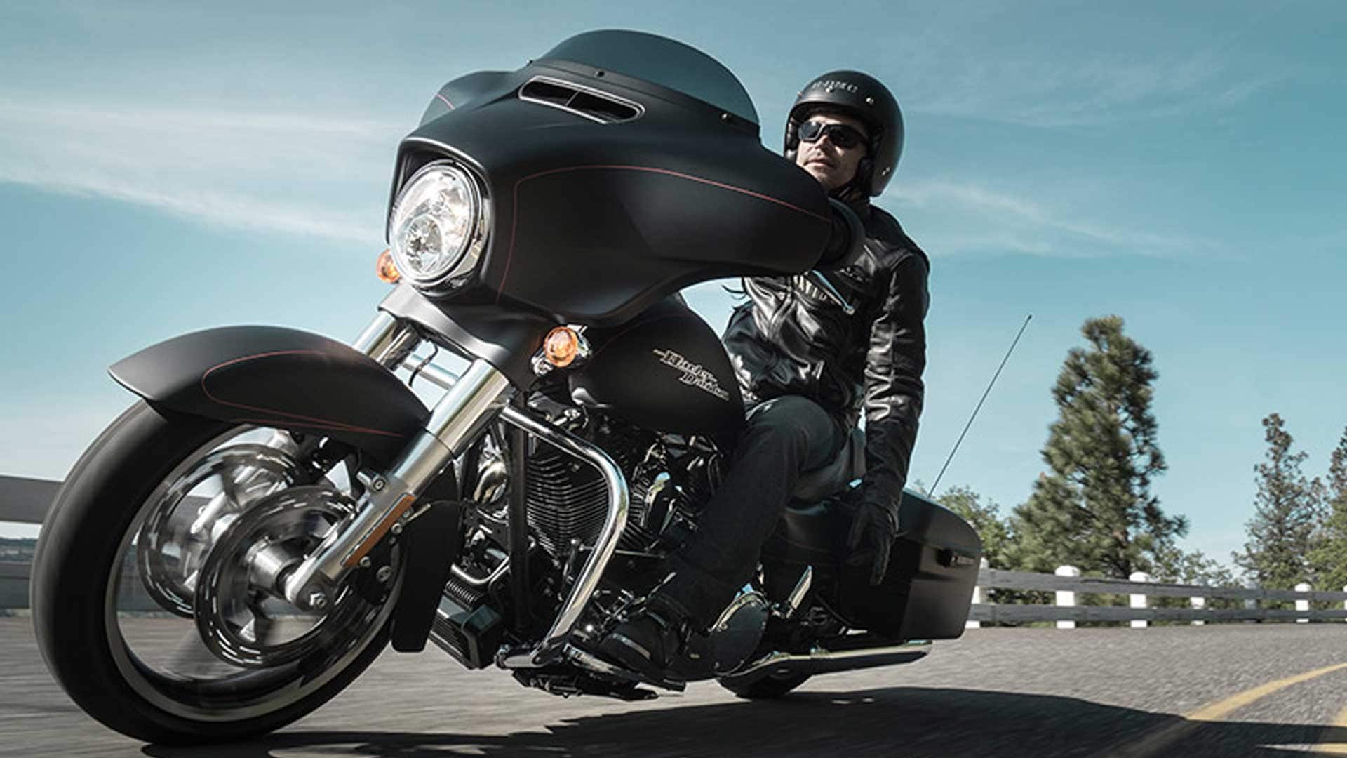 Harley-Davidson Street Glide 2015 Special Exterior