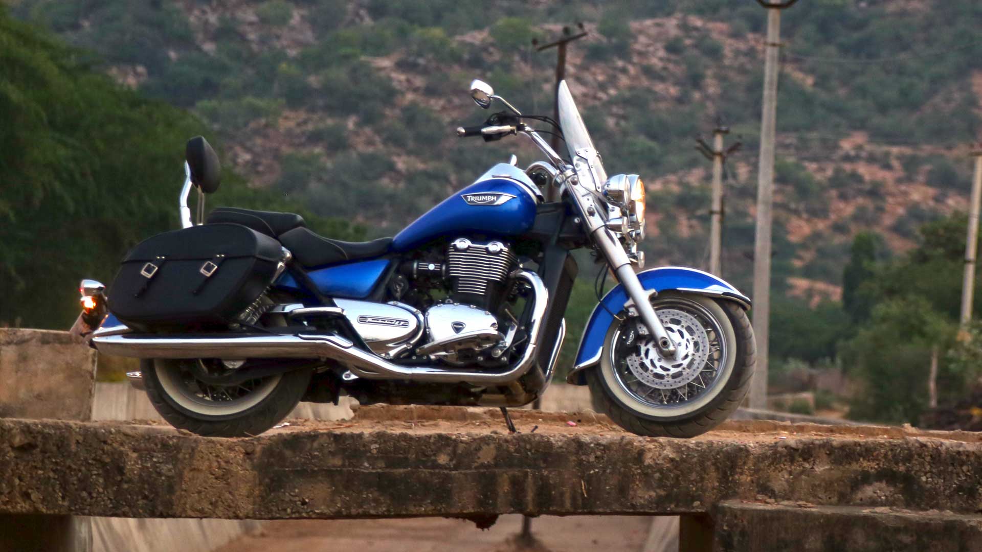 Triumph Thunderbird 2014 LT Exterior