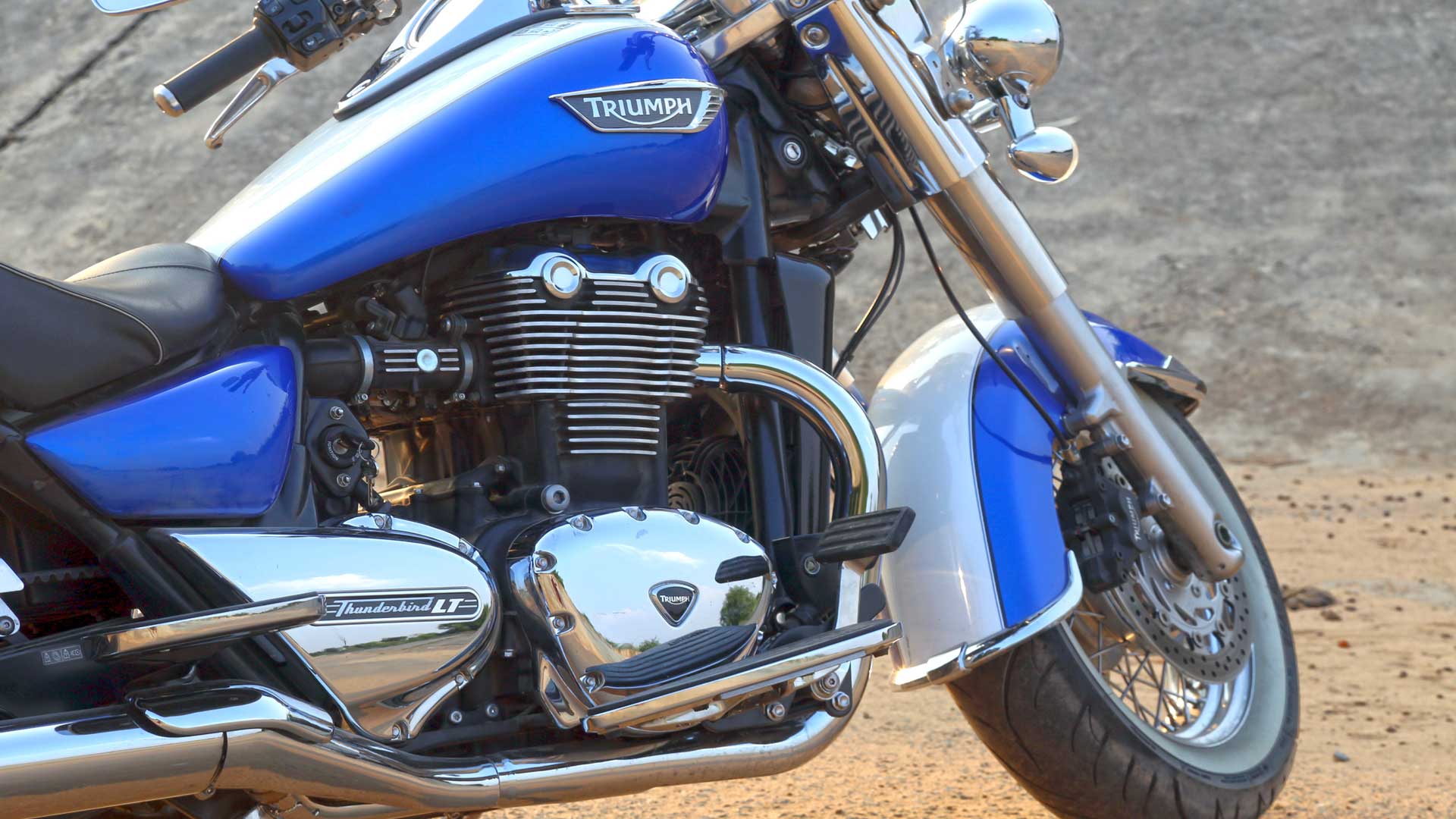 Triumph Thunderbird 2014 LT Exterior