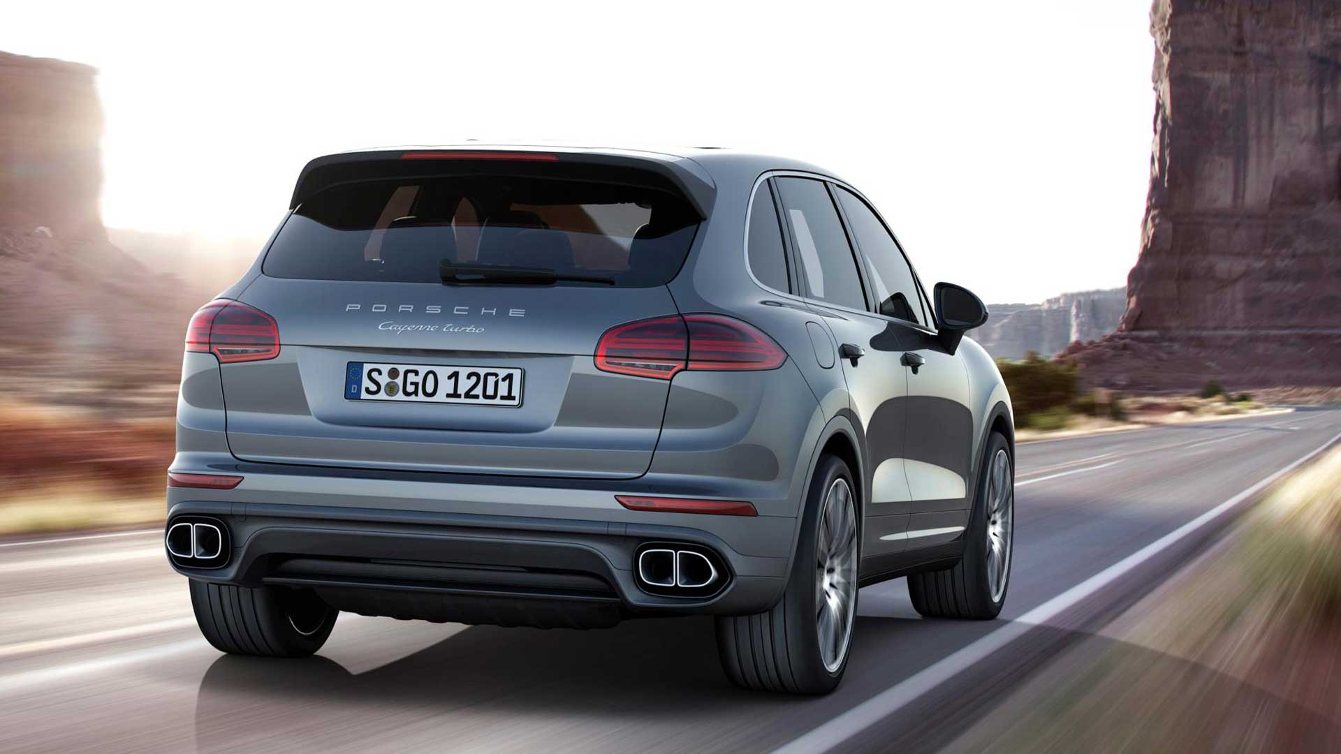 porsche-cayenne-2015-Turbo exterior
