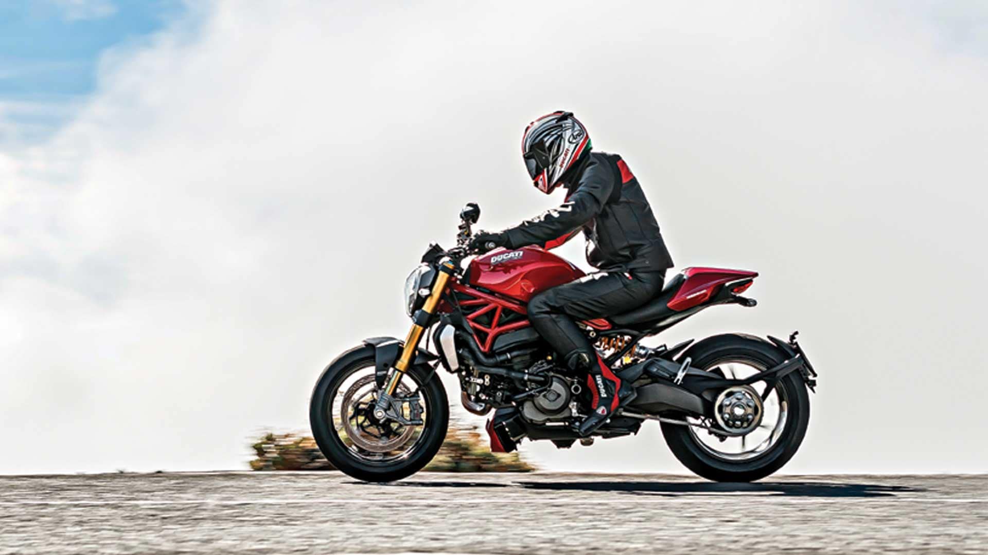 Ducati Monster 1200S 2014 STD Exterior