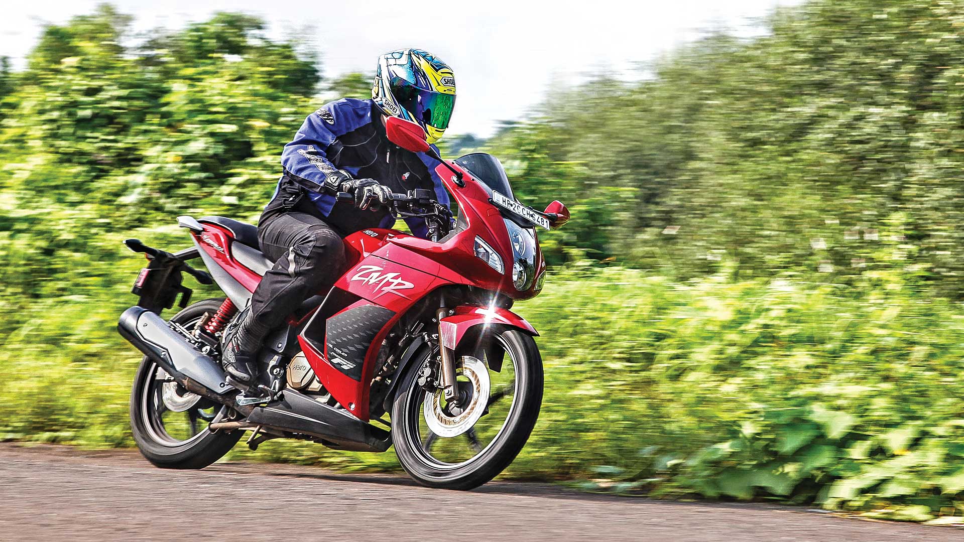 Hero Karizma ZMR 2014 STD Exterior