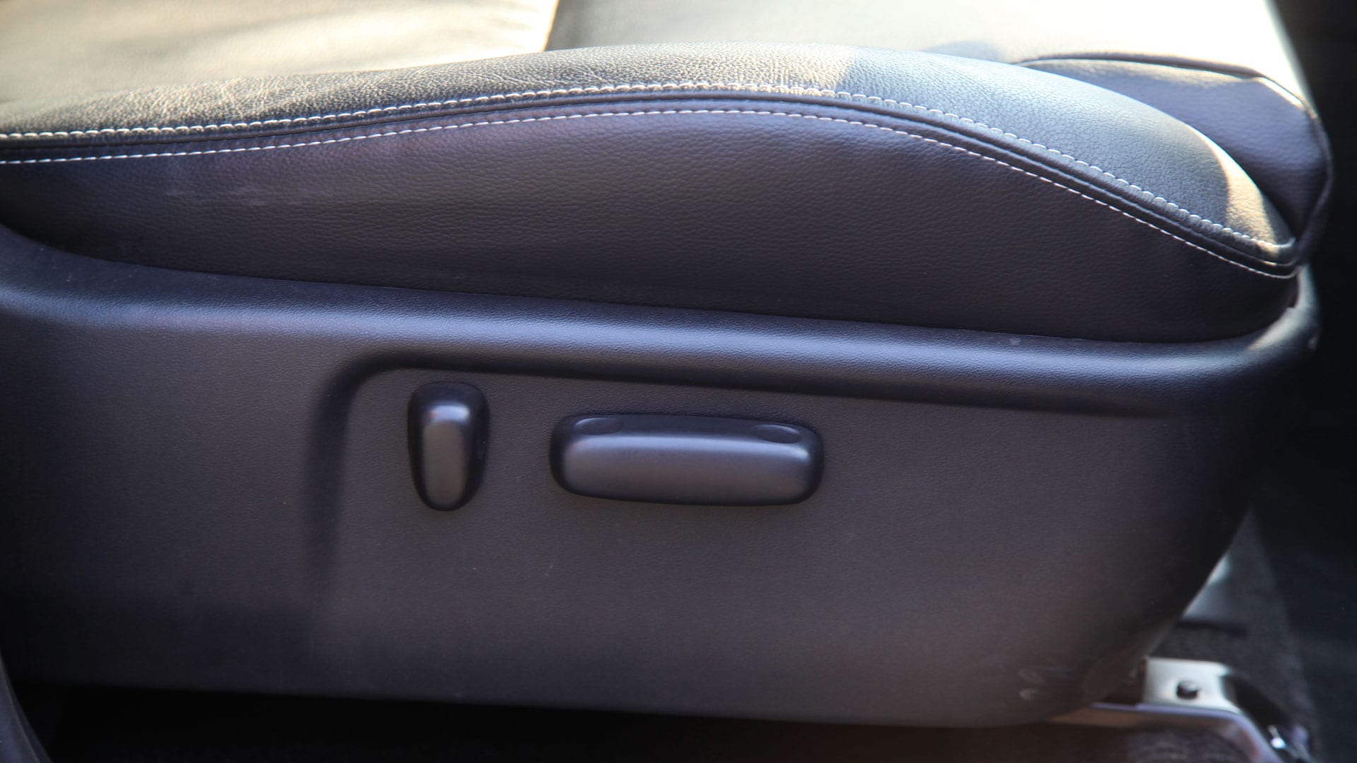 Toyota-fortuner-2015 Interior