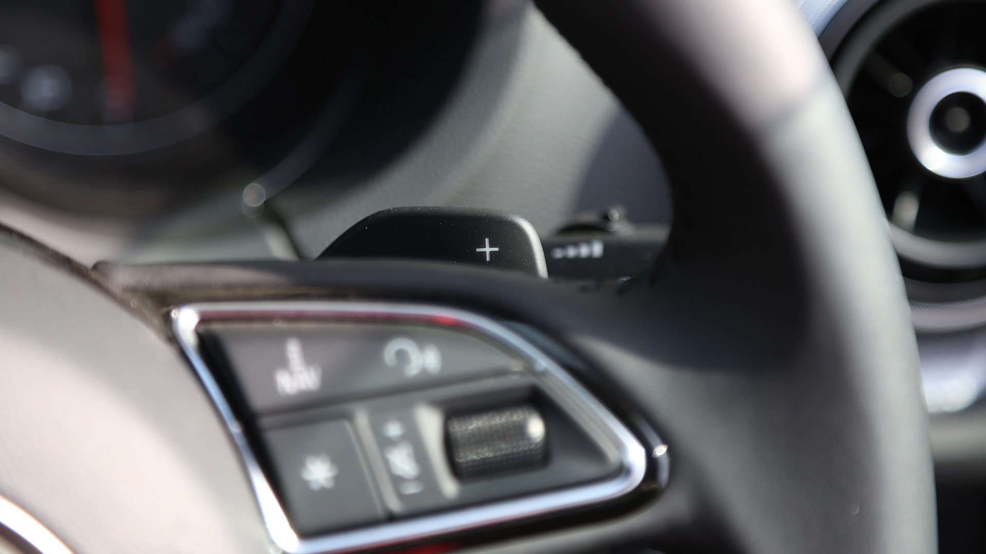 Audi-a3-cabriolet-2015-40 TFSI Interior