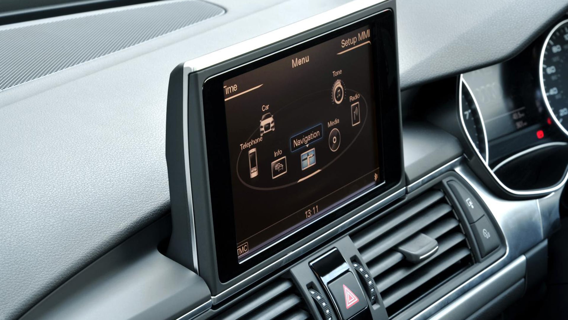 Audi-a6-2013-35 Interior