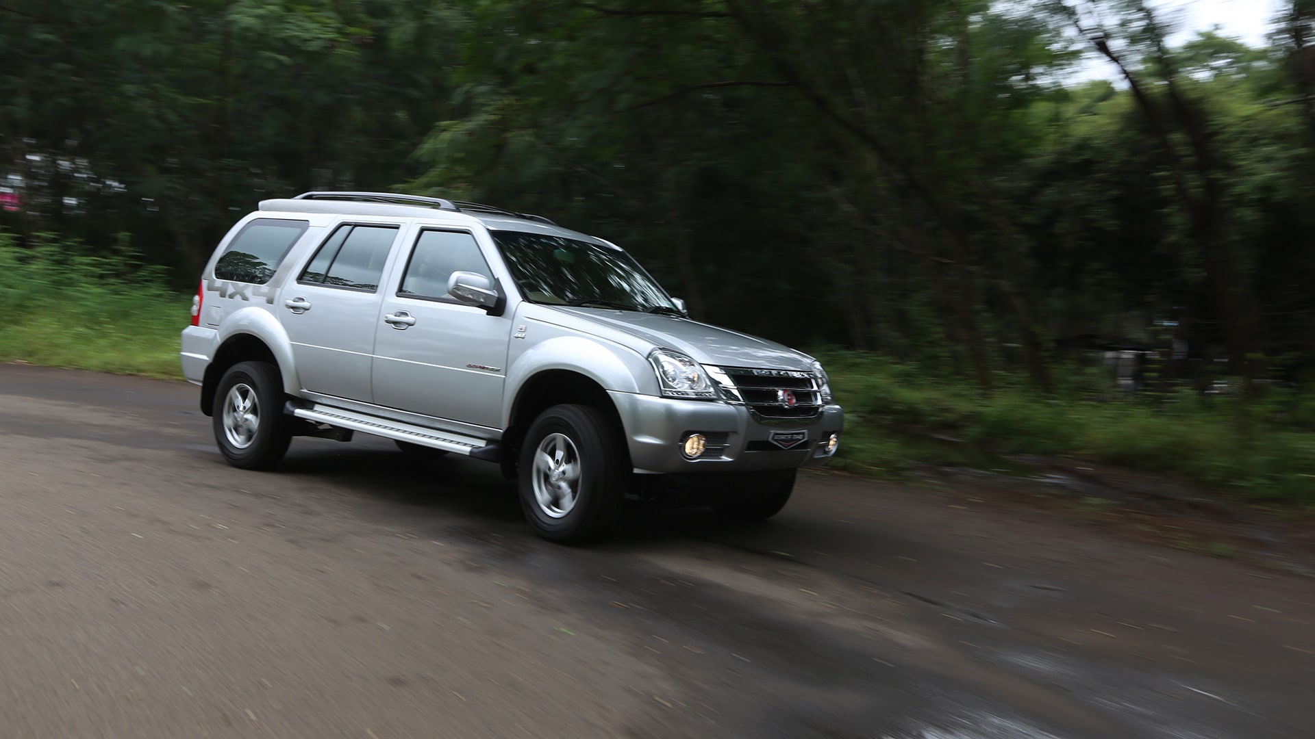 Force-one-2013 Exterior