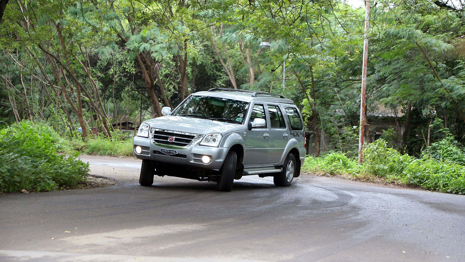 Force-one-2013 Exterior