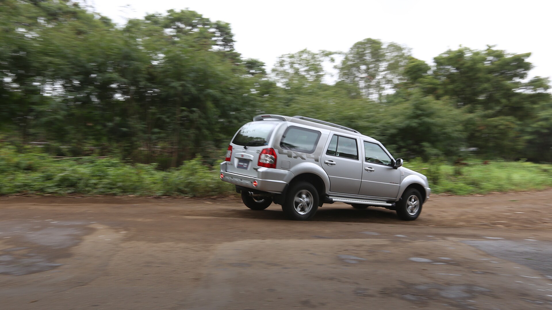 Force-one-2013 Exterior